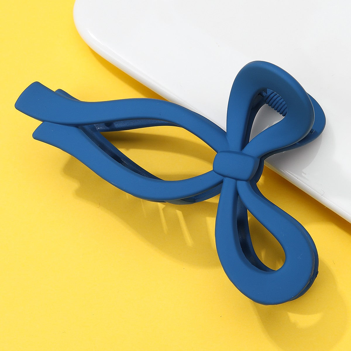 The Darling Bow Clip