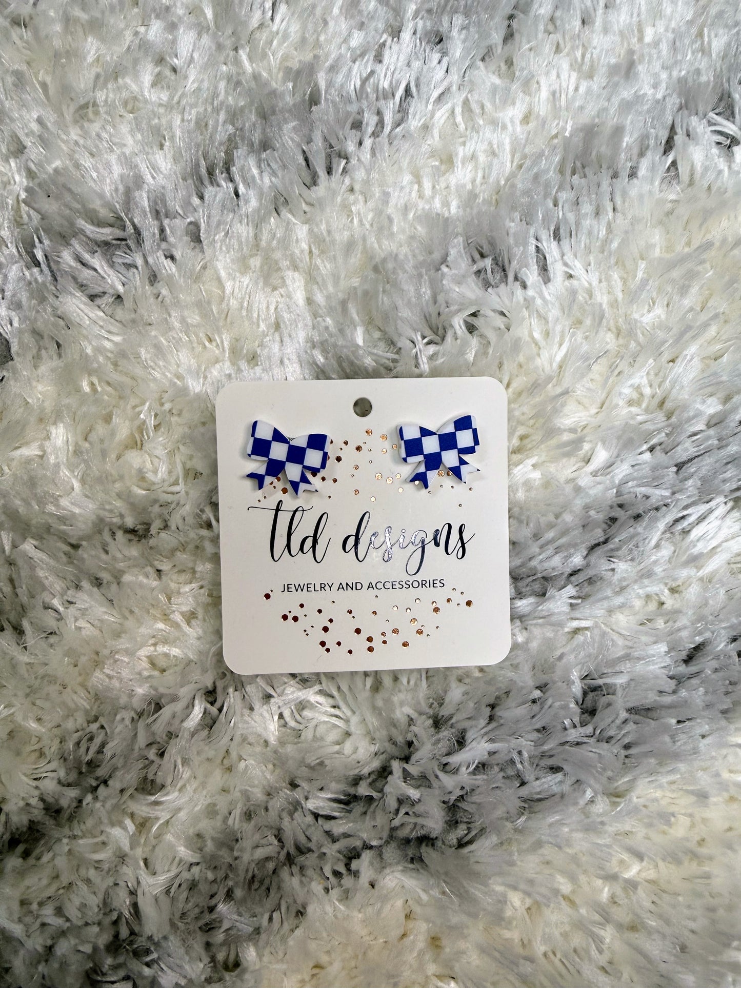 Checkered Spirit Bow Studs