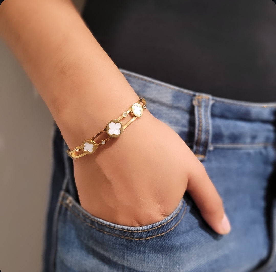 Lucky Bloom Bangle
